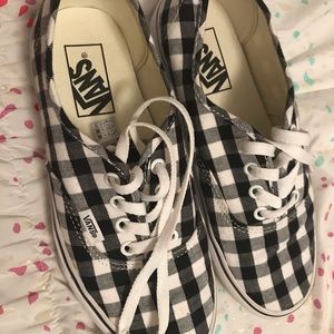 Black and white plaid Vans